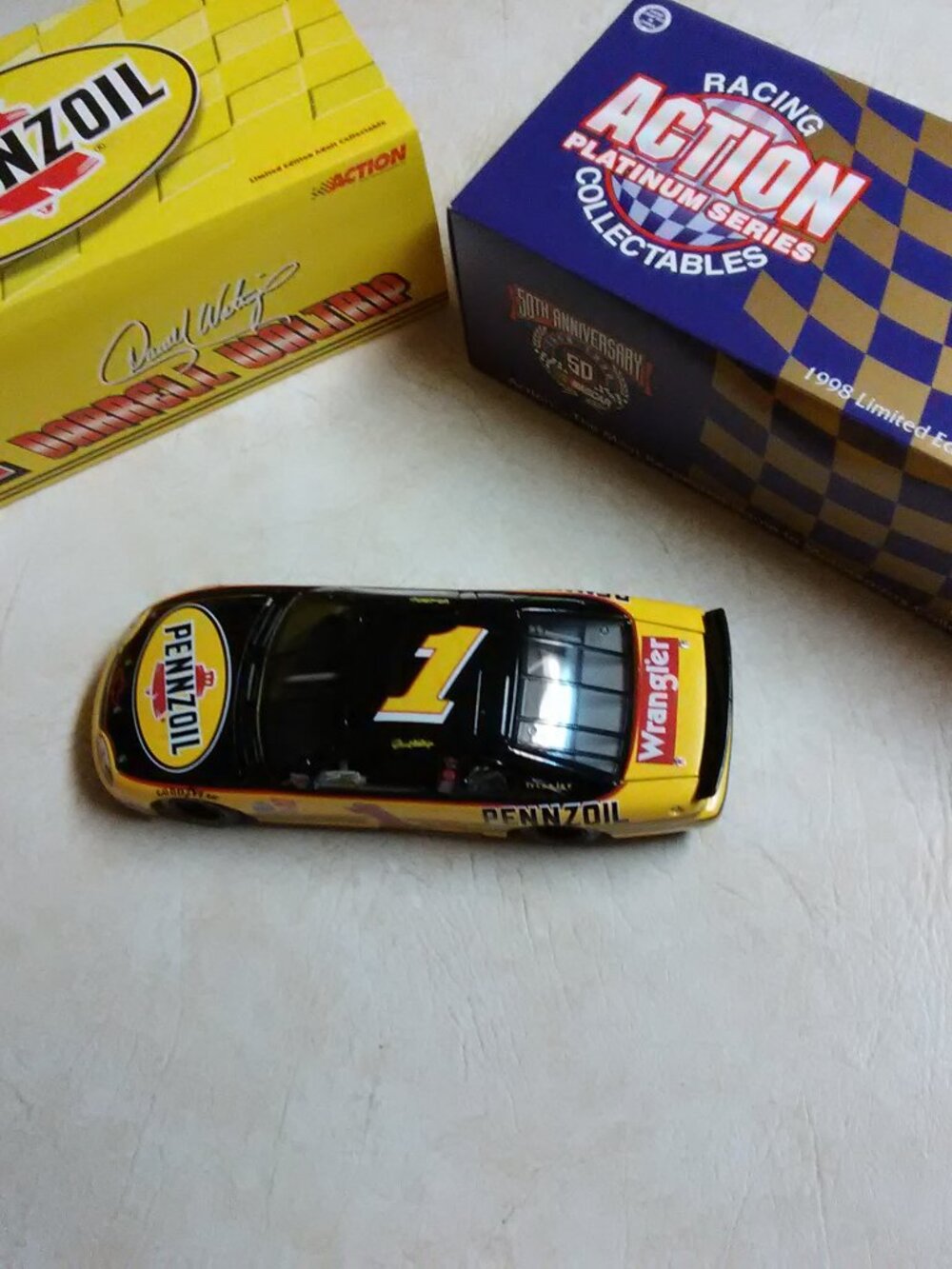 Darrell Waltrip Pennzoil 1998 Monte Carlo 1:24 Scale 1/24 - NO BUNDLES PLEASE